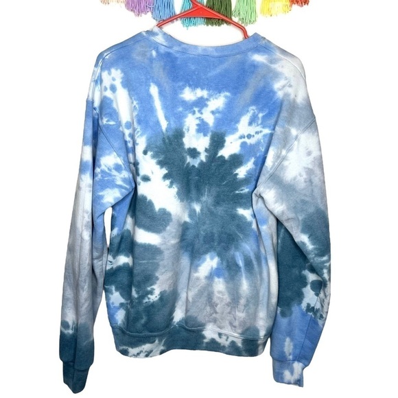 Baby It’s Cold Outside Blue Tie Dye Cozy Crewneck Pullover Sweatshirt Medium - Picture 5 of 12